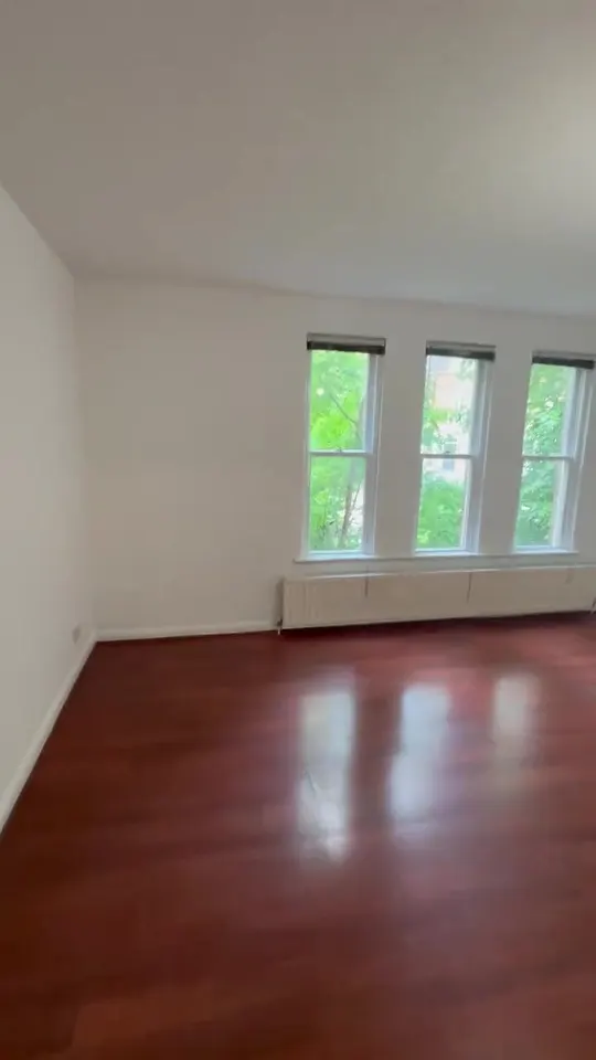 Finished flat redecoration walkthrough in Brockley, opening frame