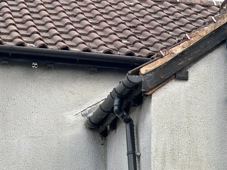 May 2025: the roofline and guttering where the extension meets the main house, Wealdstone