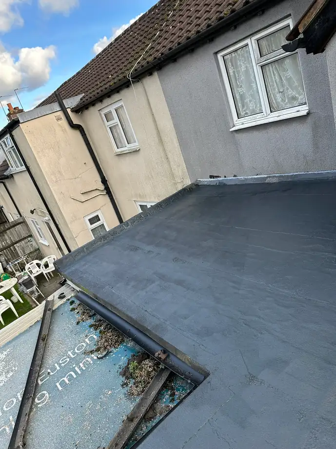 The finished roof from the other end, Wealdstone